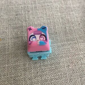 Individual Clickeez Key. Like New!  CYBERPINK